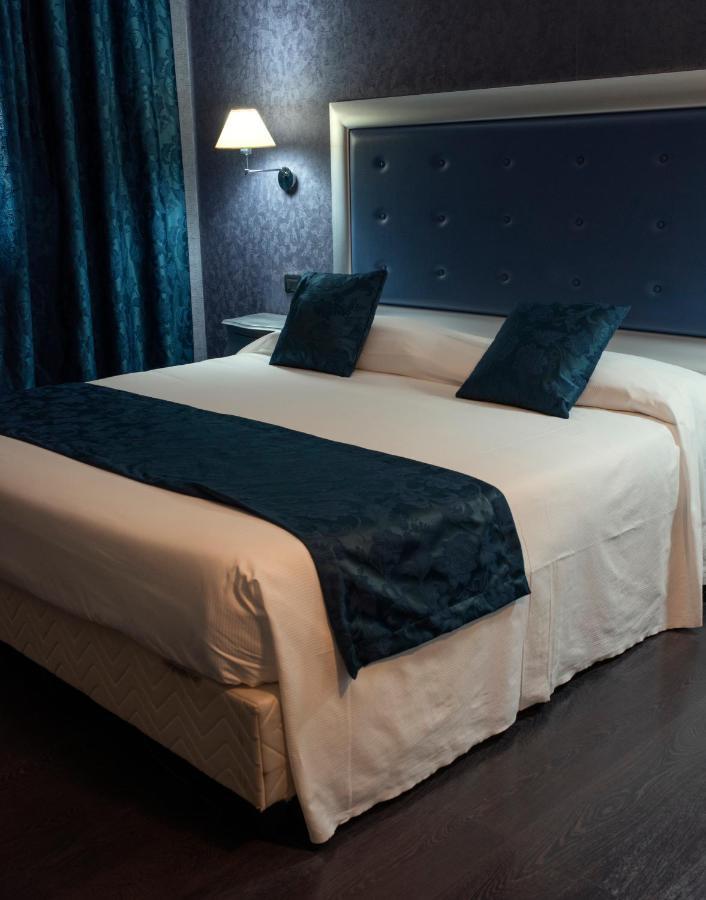 Hotel - Motel Flower Gropello Cairoli Екстериор снимка