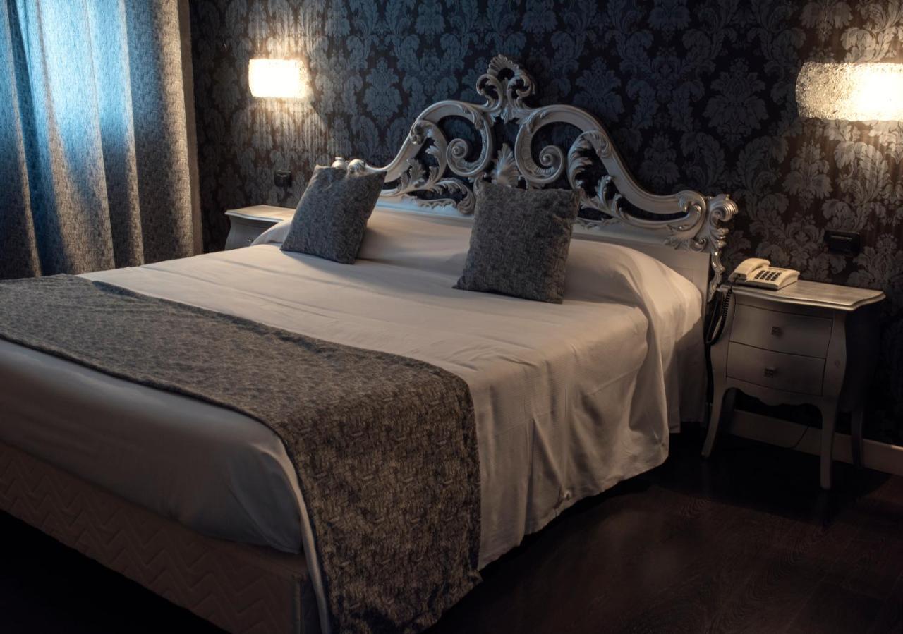 Hotel - Motel Flower Gropello Cairoli Екстериор снимка